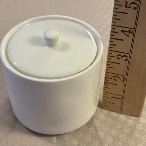 Replacement Piece “Hold” Lidded Container Rae Dunn - Picture 5 of 6
